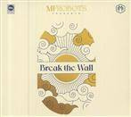 MF Robots "Break The Wall"